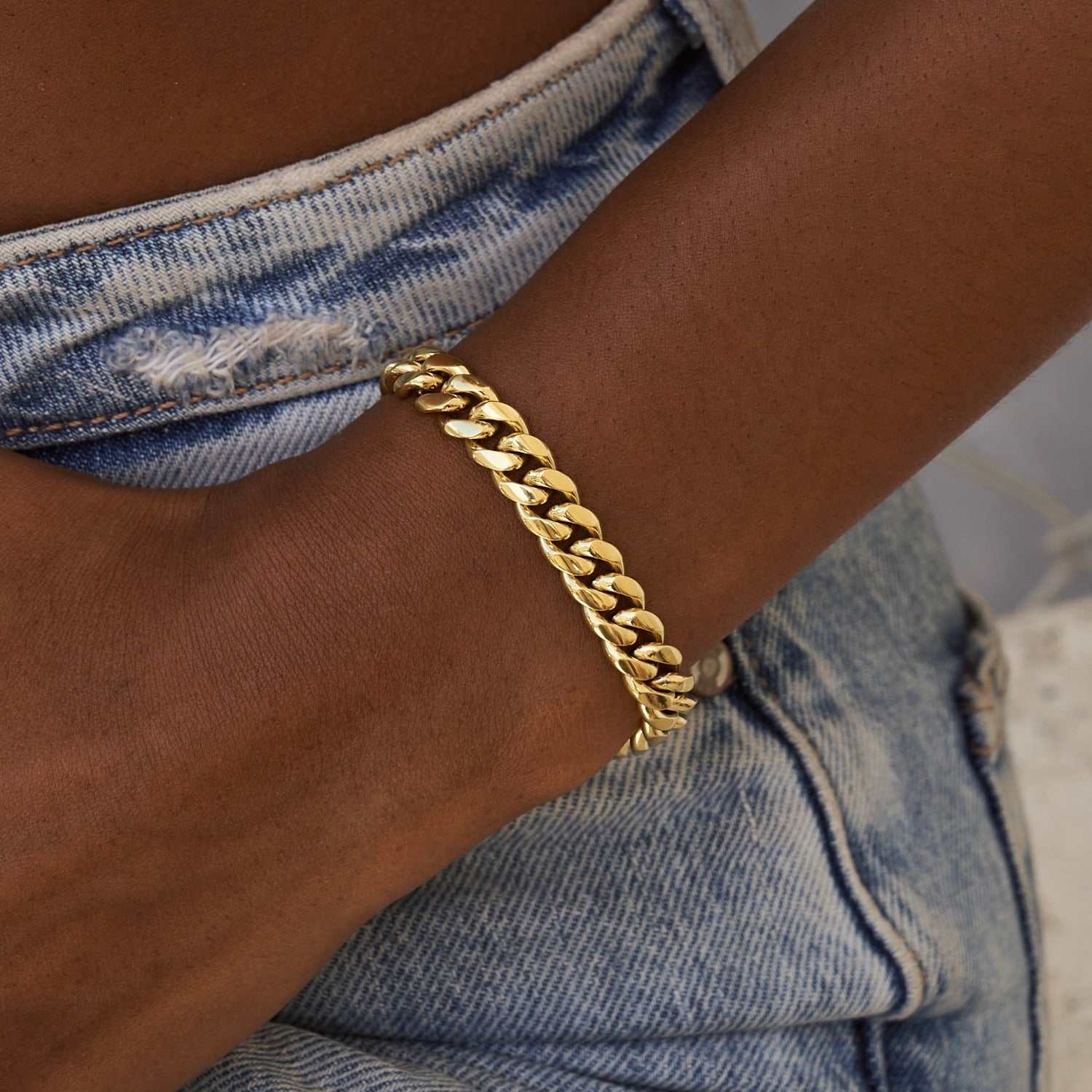 gold cuban bracelet