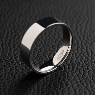 Flat Band Ring in White Gold