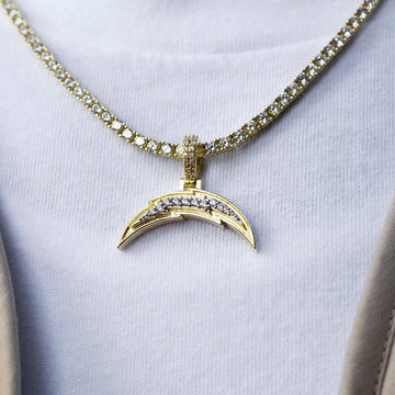 Los Angeles Chargers Micro Logo Pendant - Yellow Gold