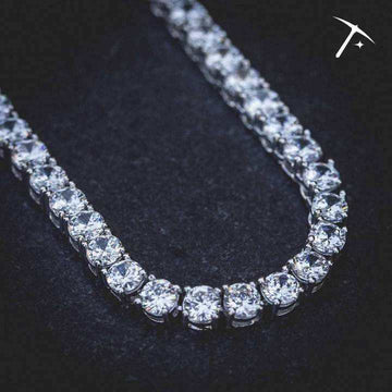 Diamond Tennis Necklace in White Gold- 5mm